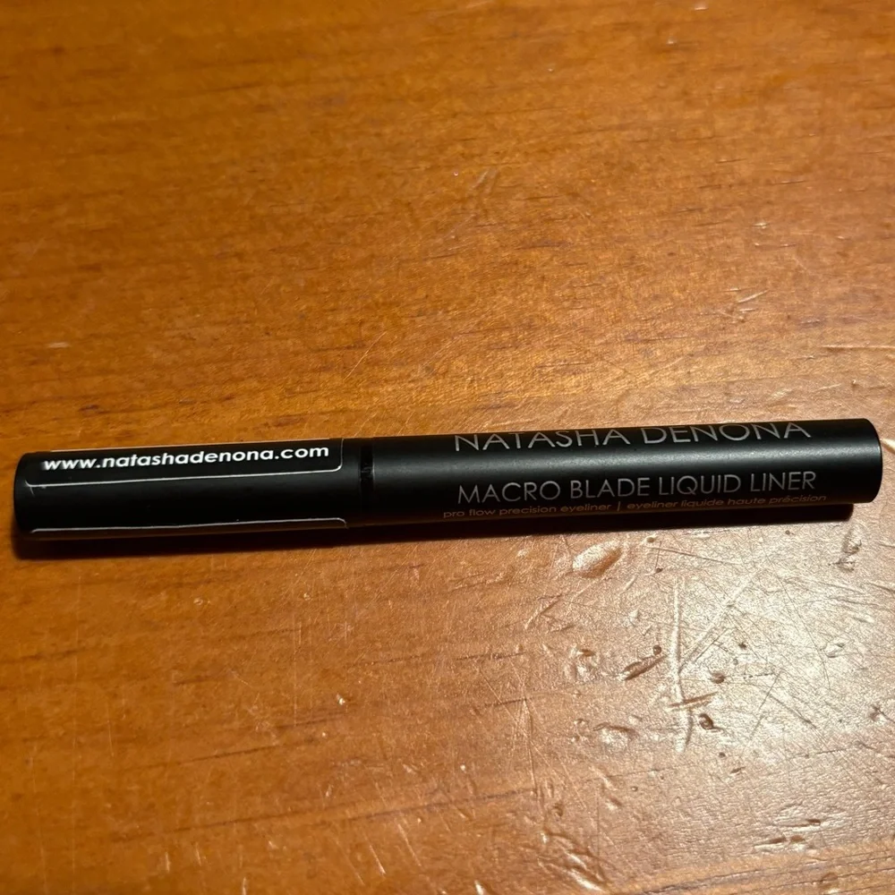 Natasha Denona Macro Blade Liquid Liner
